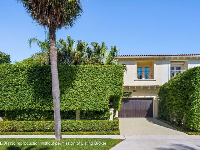 Apartment for sale in Palm Beach