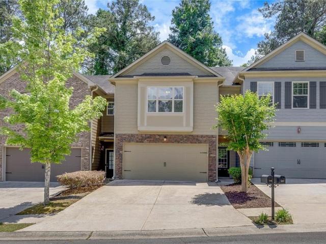 Townhouse for sale in Woodstock, Georgia