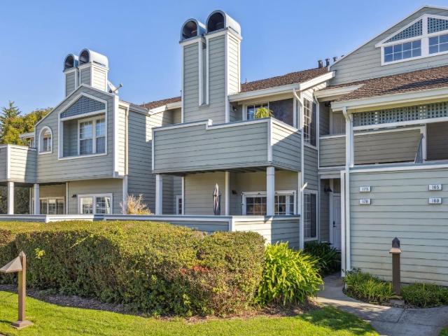 Condo for sale in San Mateo, California