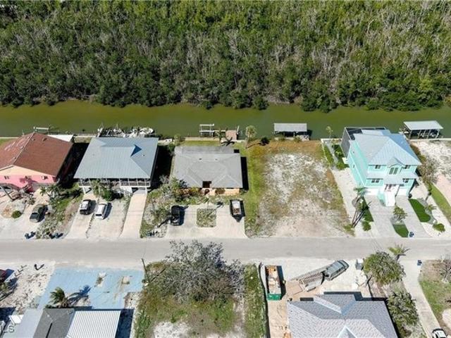 House for sale in Fort Myers Beach, Lee County