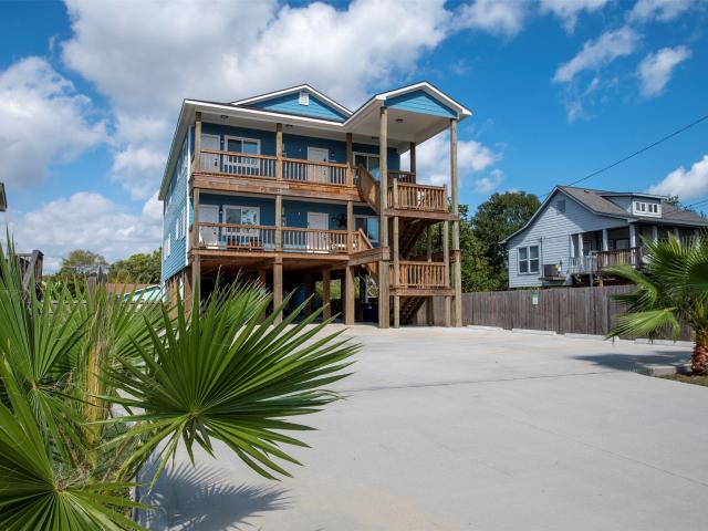 House for sale in Kemah, Galveston County