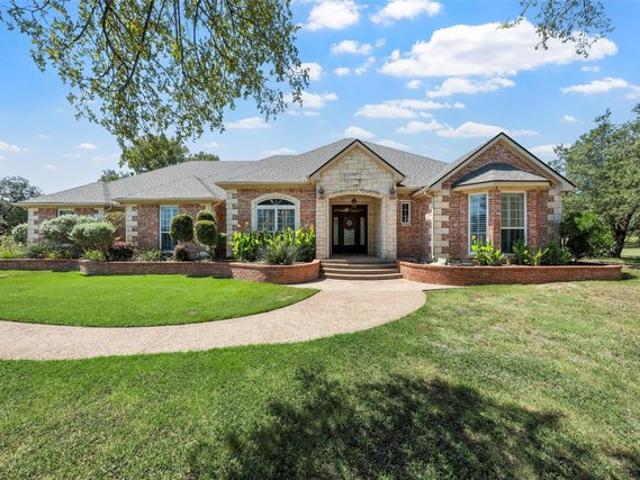 House for sale in Crawford, Texas