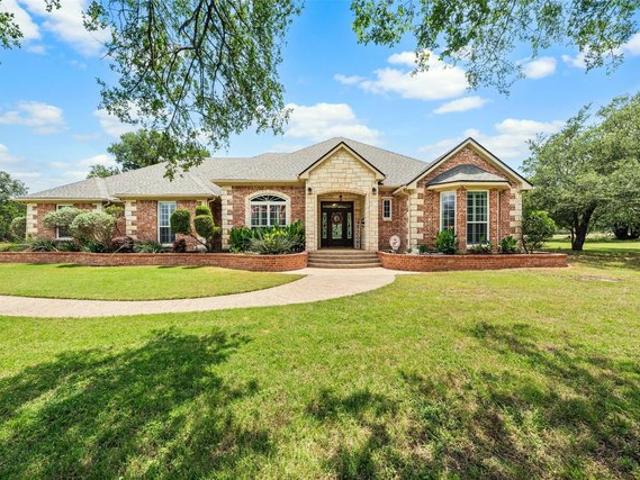 House for sale in Crawford, Texas