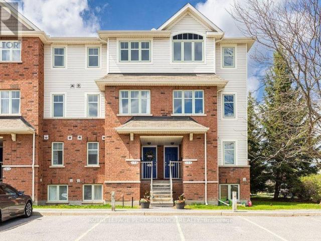 Townhouse for rent in Mulhurst Bay, Ontario