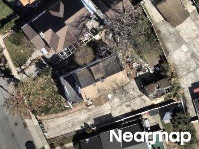 House for sale in Queens, Arverne