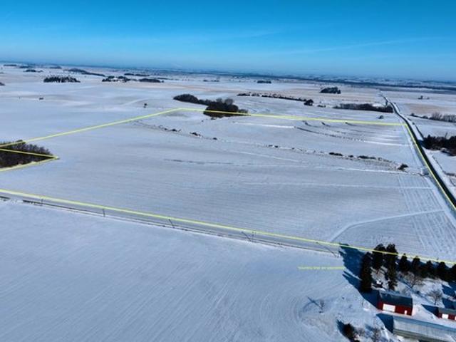 Farm for sale in Hampton, Iowa