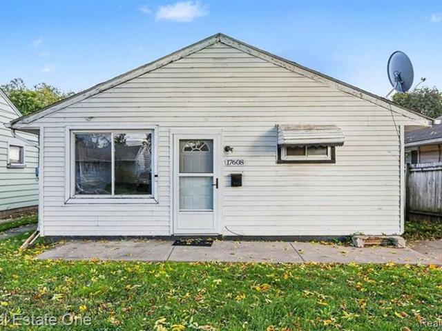 House for sale in Kaier's Fort Boulevard Subdivision, Melvindale