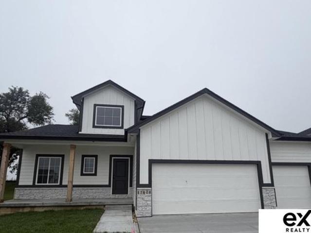 House for sale in Bennington, Douglas County