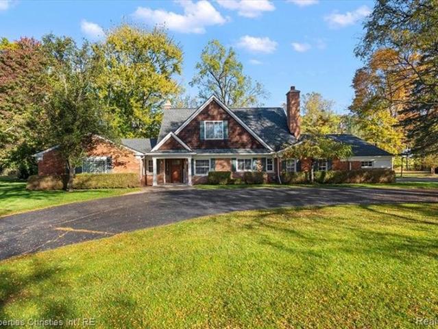 House for sale in Bloomfield Township, Oakland County