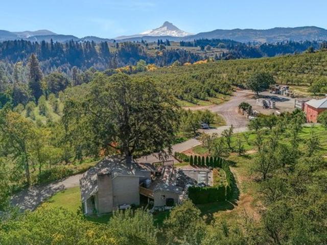 House for sale in Oregonia