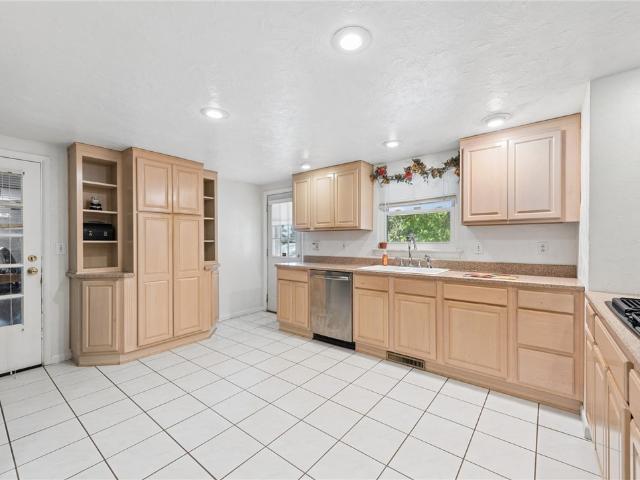 House for sale in Rillton, Pennsylvania