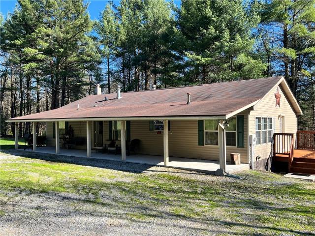 House for sale in Elk, Pennsylvania