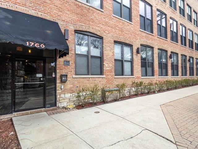 Condo for sale in Chicago Park, Illinois