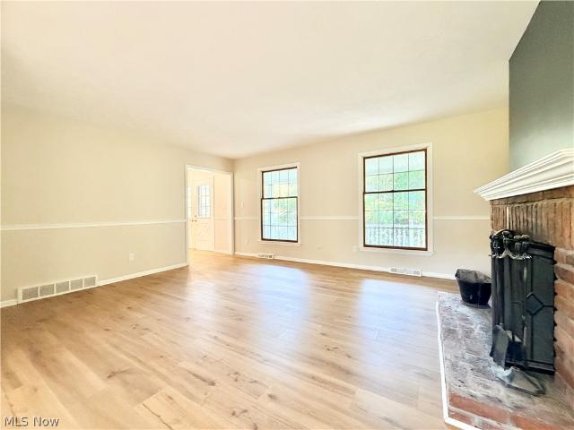 House for sale in Chagrin Falls, Geauga County