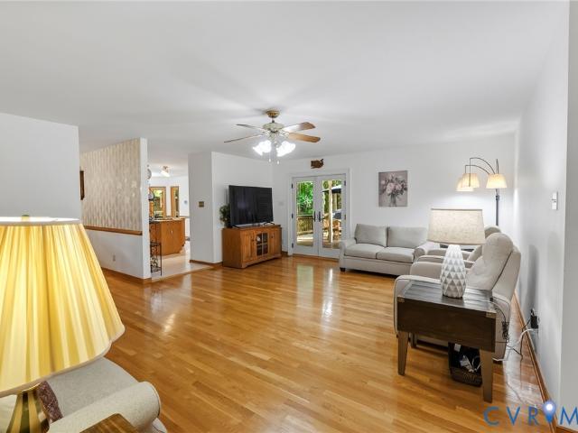 House for sale in Confederate Woods, Dinwiddie