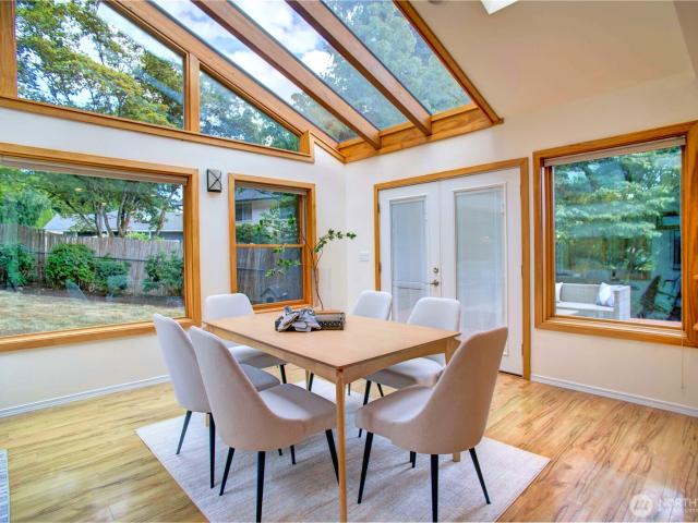 House for sale in Washington
