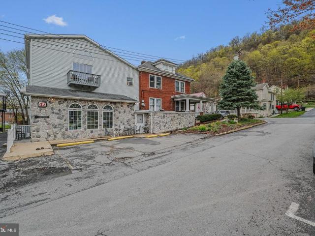 Commercial for sale in Berkeley Springs, West Virginia