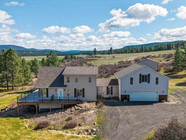 House for sale in Nine Mile Falls, Washington