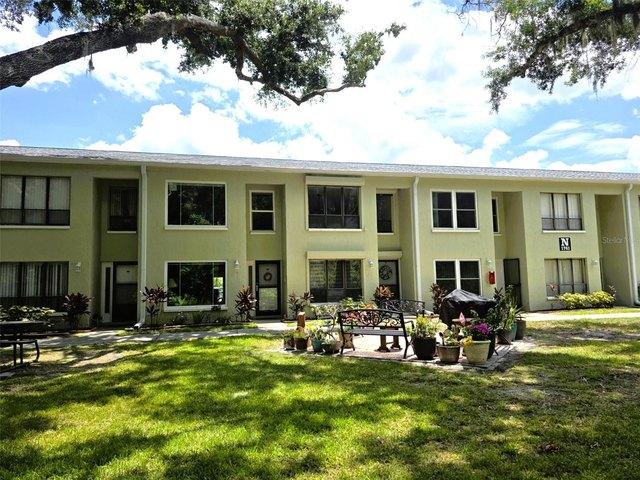 Condo for sale in Lutz, Florida