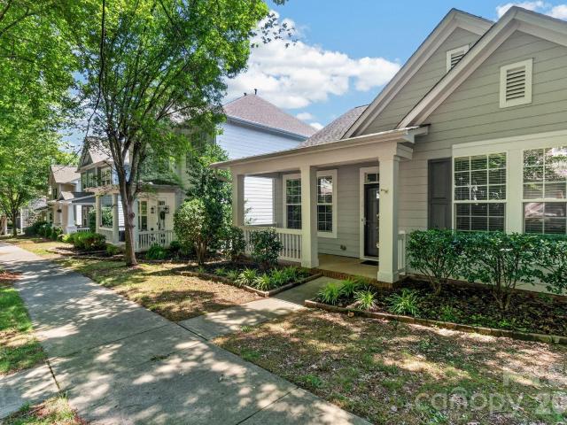 House for sale in Cornelius, Mecklenburg County