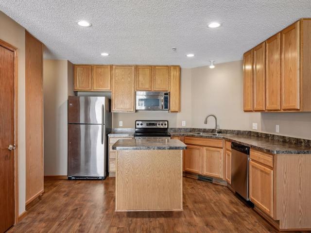 Townhouse for sale in Waterstone, Maple Grove