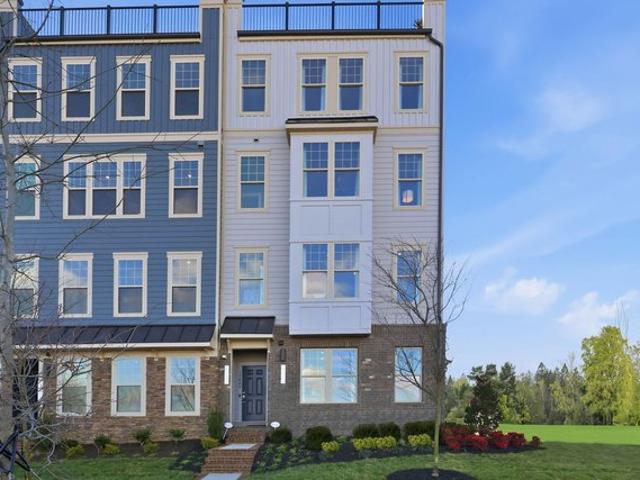 Condo for sale in Virginia