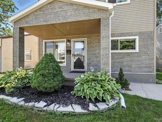 House for sale in Melvindale