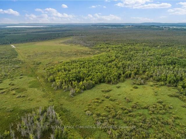 Office for sale in Renfrew, Ontario