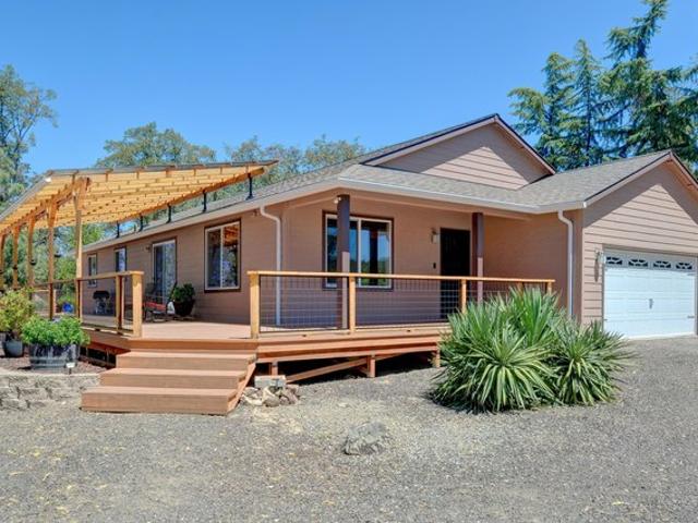 House for sale in Oregonia