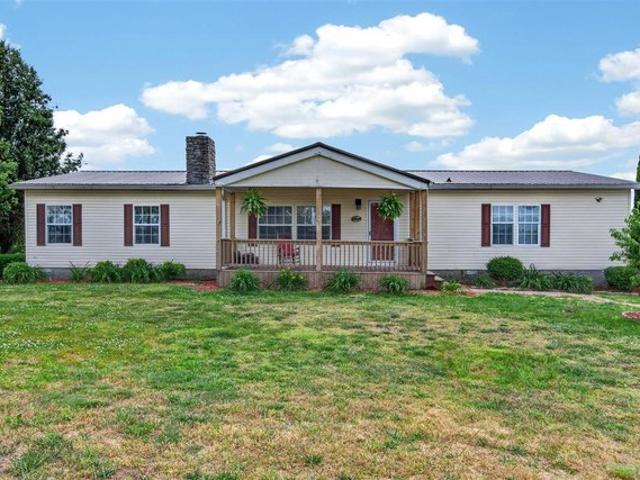 House for sale in Horse Cave, Kentucky