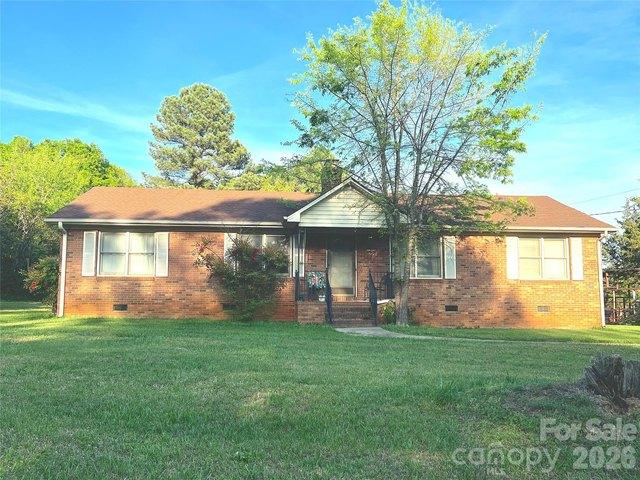 House for sale in Stanley, North Carolina