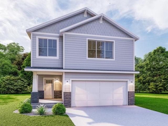 House for sale in Grand Forks, North Dakota