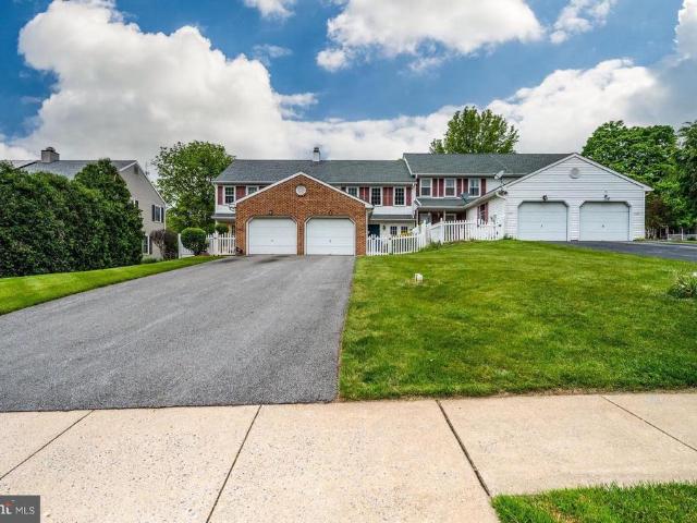 Townhouse for sale in Bausman, Pennsylvania