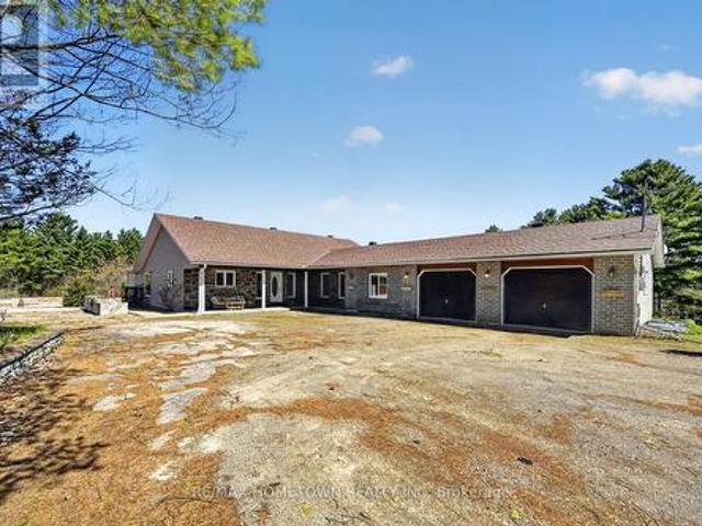 House for sale in Elizabethtown, Ontario