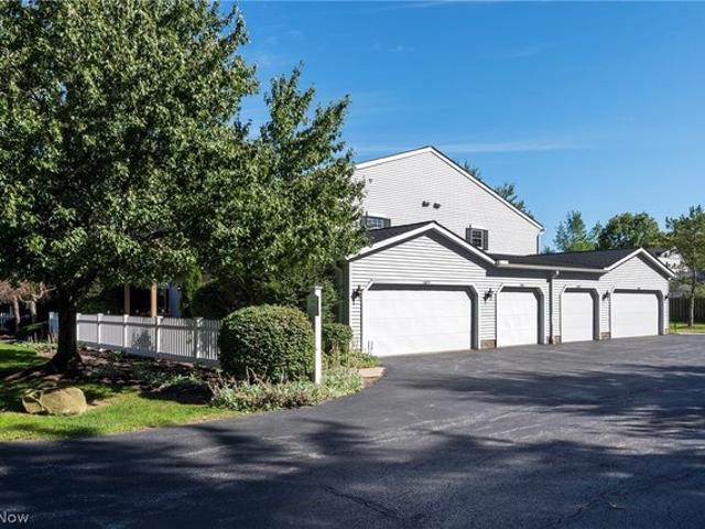 Condo for sale in Chagrin Falls, Cuyahoga County