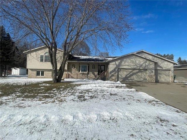 House for sale in Saint Augusta, Minnesota