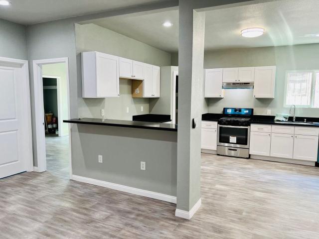 Apartment for rent in Long Beach, California