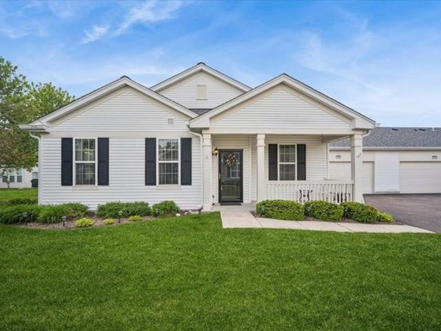 Townhouse for sale in Hampshire, Illinois
