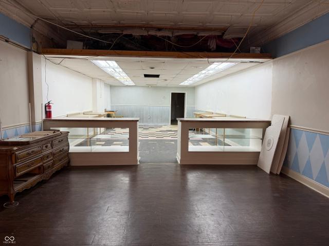 Commercial for sale in Greenwood, Indiana