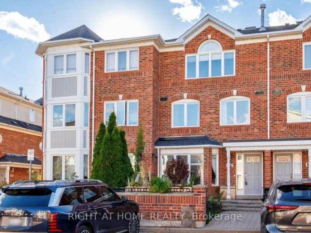 Townhouse for rent in Thornhill, Vaughan