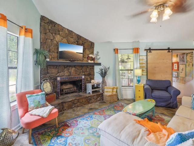 House for sale in Henderson, Texas