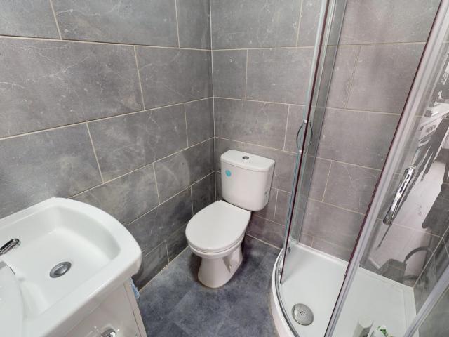 Studio for rent in Stirchley, West Midlands