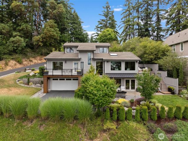 House for sale in Fox Island, Washington