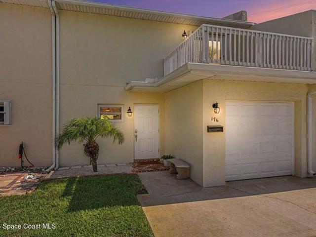 Townhouse for sale in Satellite Beach, Florida