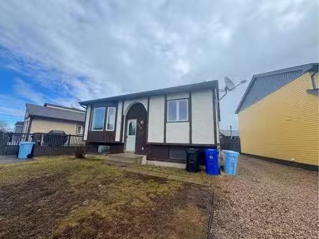 House for sale in Fort Mcmurray, Alberta