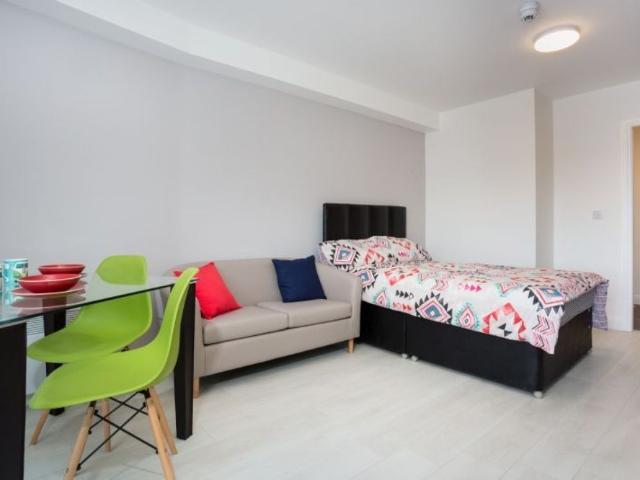 Studio for rent in Plungington, Higher Bartle