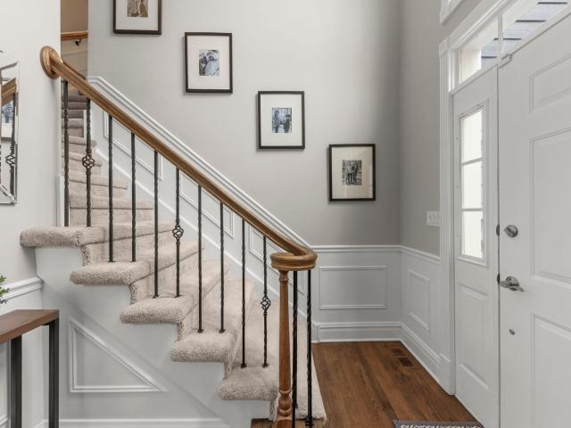 House for sale in Glen Ellyn, Illinois