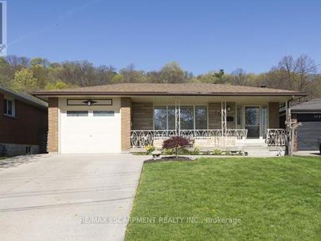 House for sale in Ancaster, Ontario
