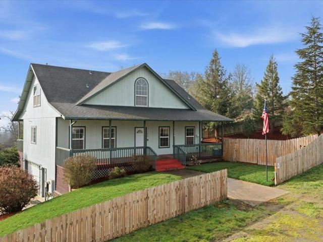 House for sale in Oregonia