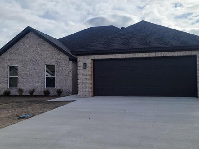 House for sale in Ark
